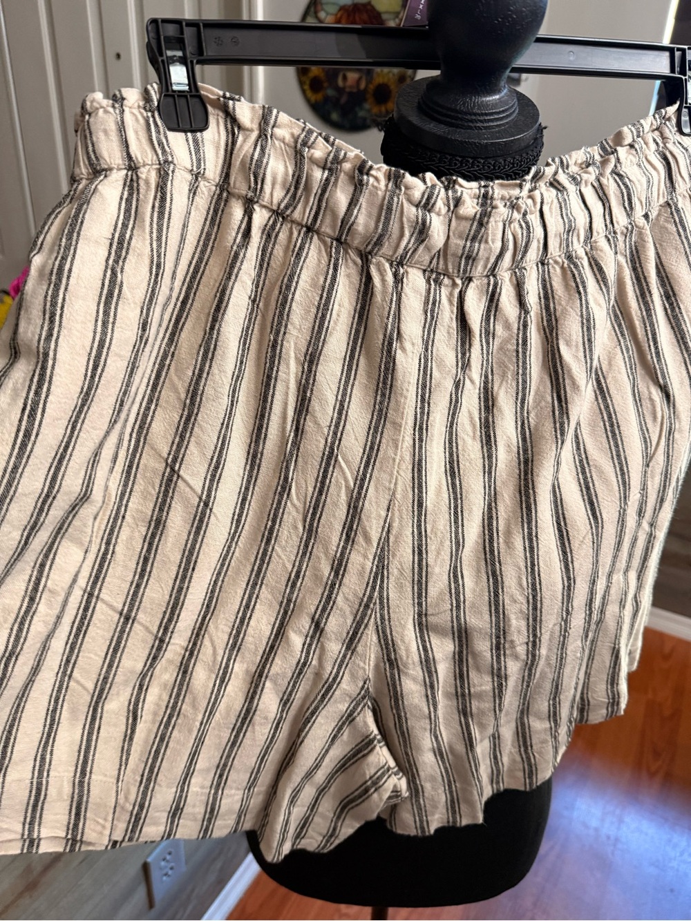 Time and Tru Beige and Black Vertical Stripe Drawstring Shorts - Picture 4 of 5